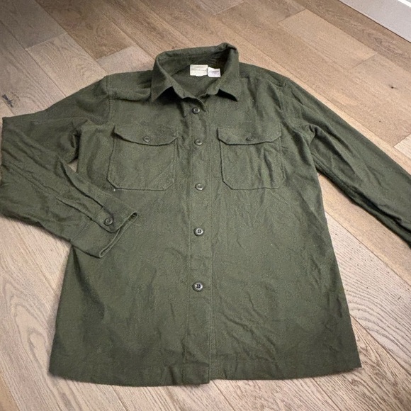 Nwt Oversized Army Green Shacket Style Button Up American Eagle Shirt, size LG - Picture 2 of 4